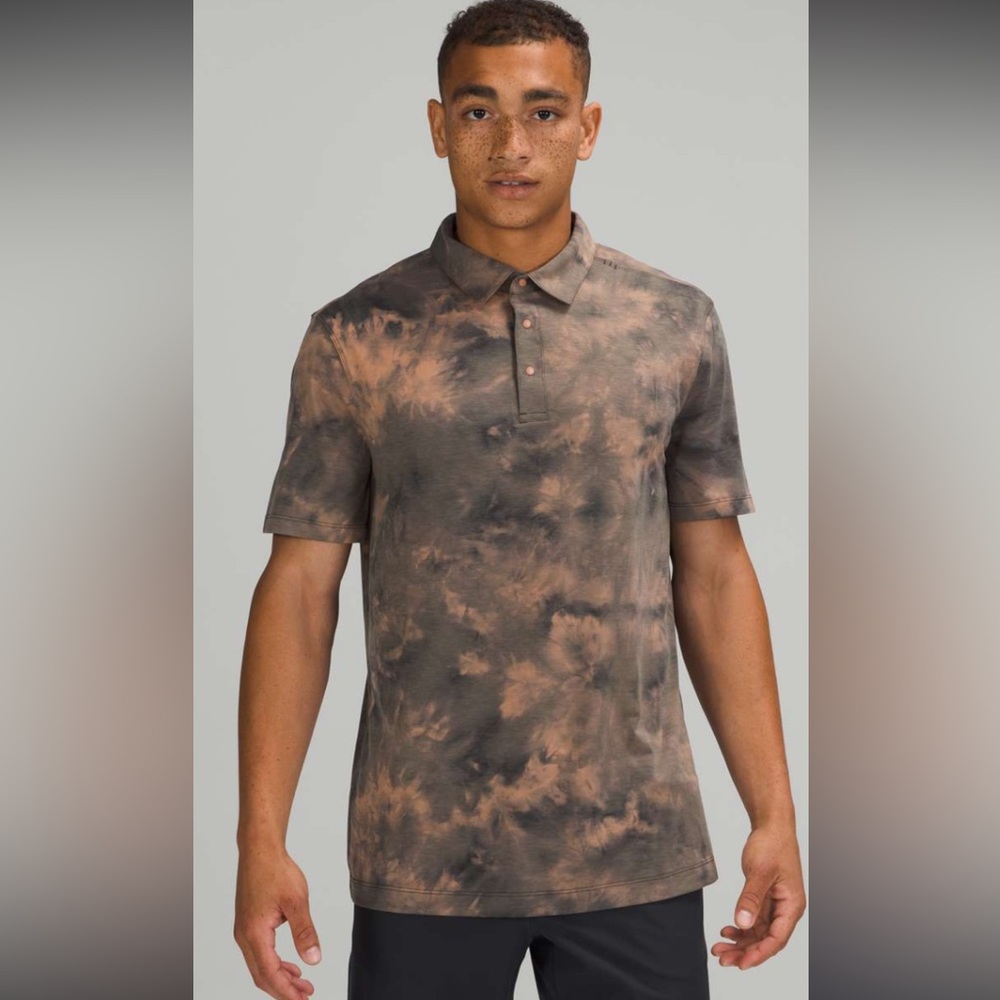 Lululemon Evolution short sleeve polo